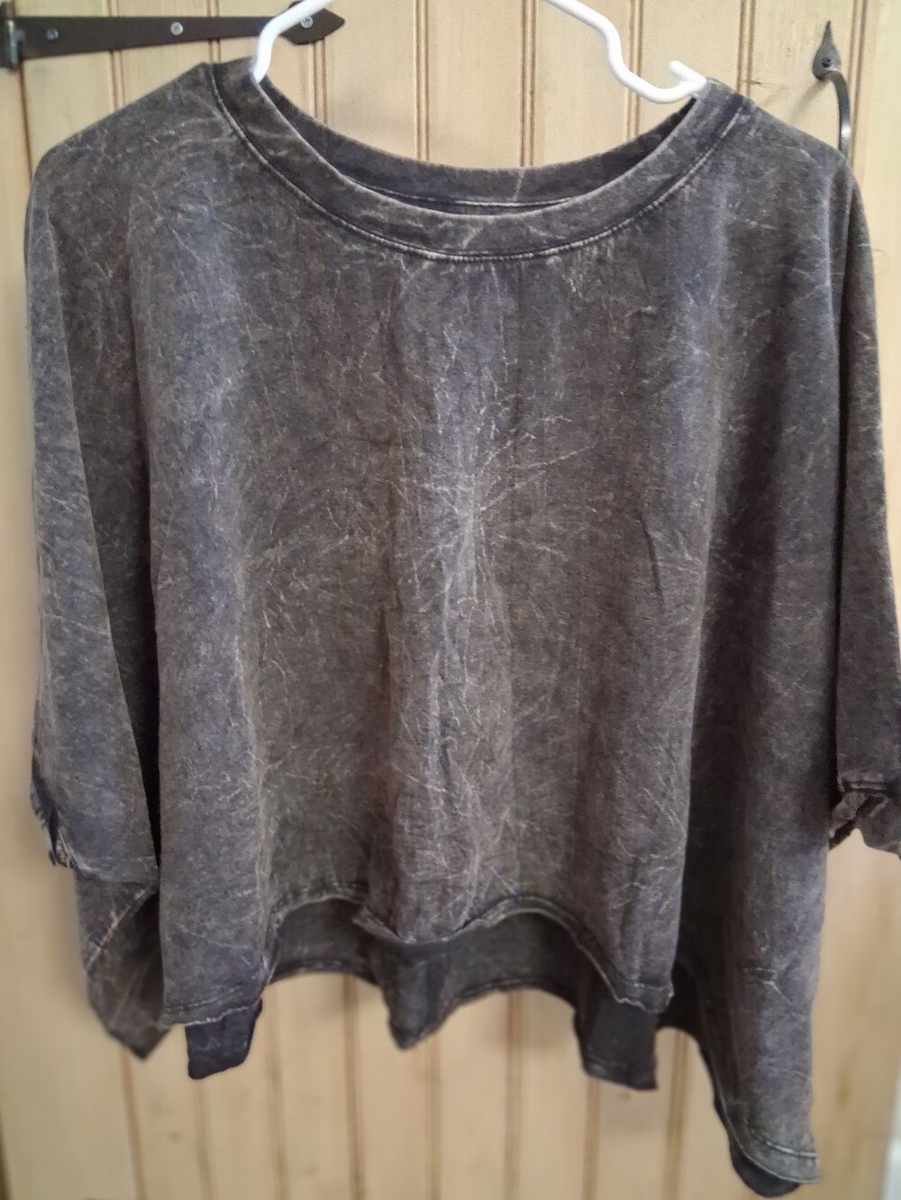 Zenana Washed Black Women's Relaxed Crewneck Top, Size OS